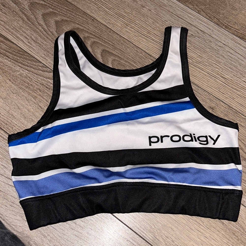 Prodigy cheer style sports bra
